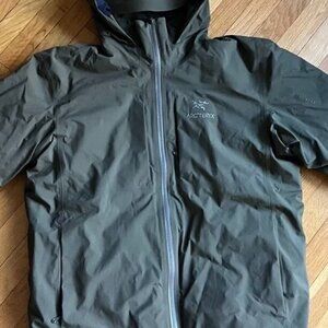 Arc’teryx Beta LT Jacket